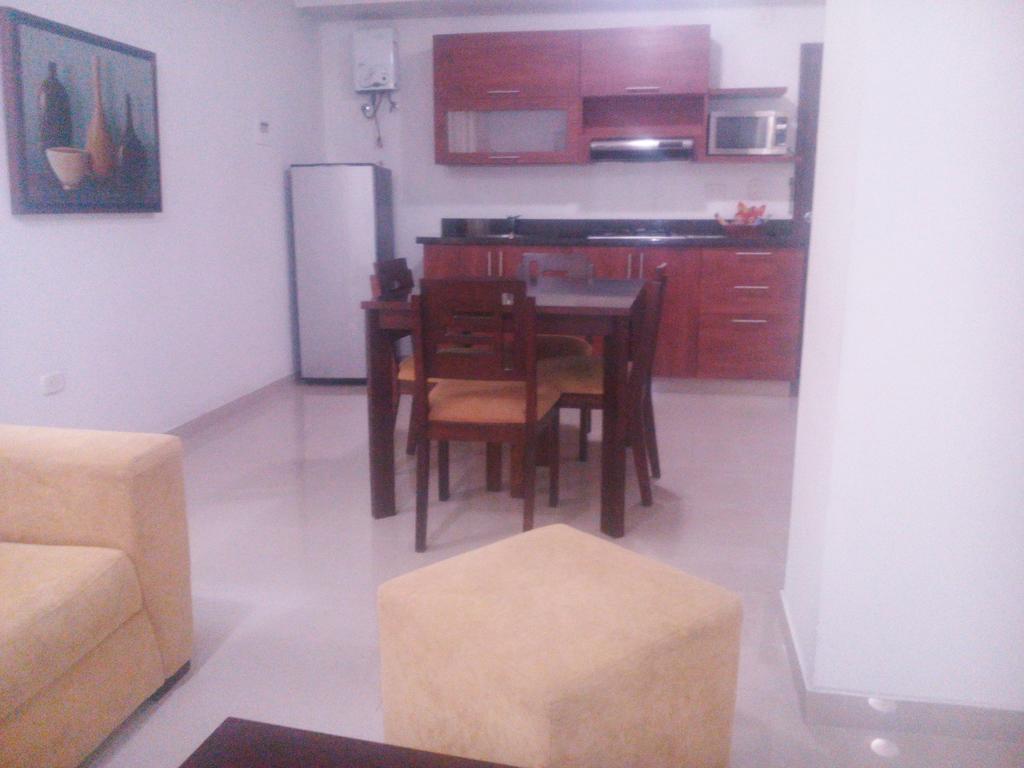 Hotel Cuarta Avenida Cali Phòng bức ảnh