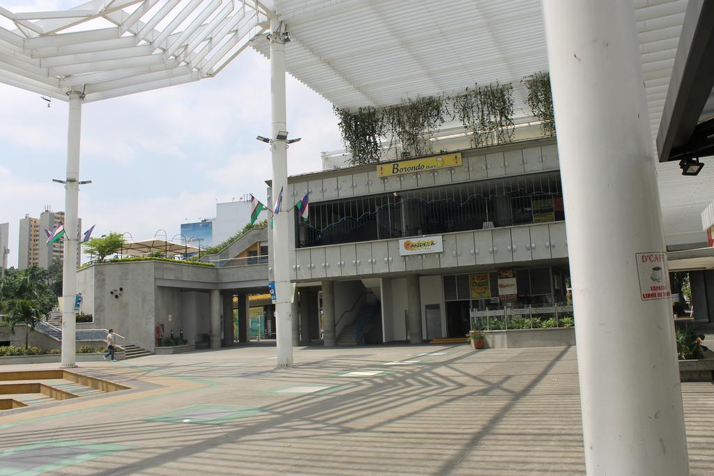 Hotel Cuarta Avenida Cali Ngoại thất bức ảnh
